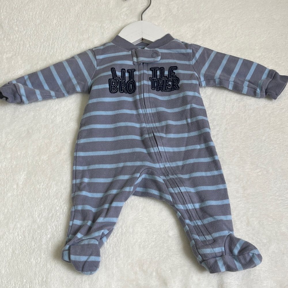 Carter’s Child of Mine Baby Boy Zip Up Sleeper Size Newborn
